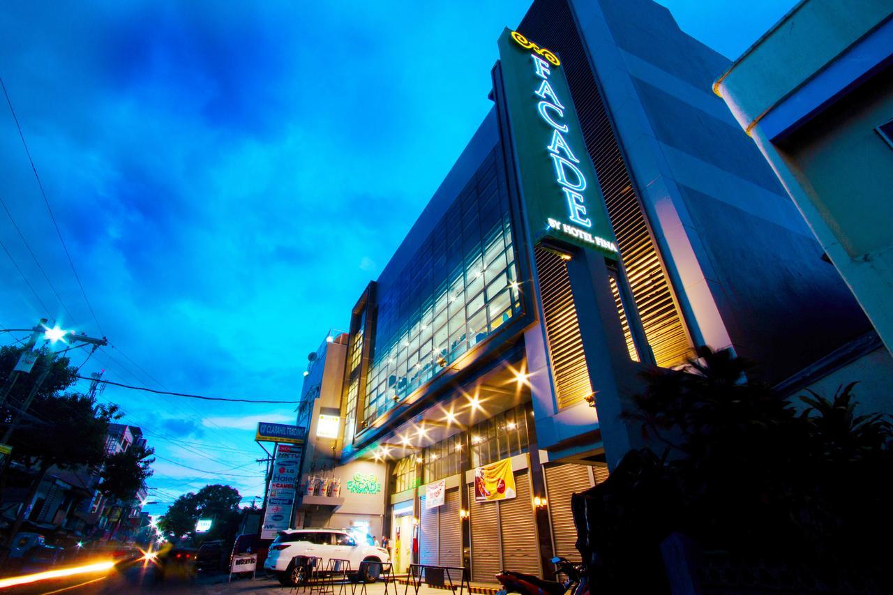 Facade Hotel Tabaco Buitenkant foto